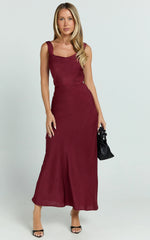 Dara Midi Dress Low Neck Sleeveless Slip Dress in Wine
