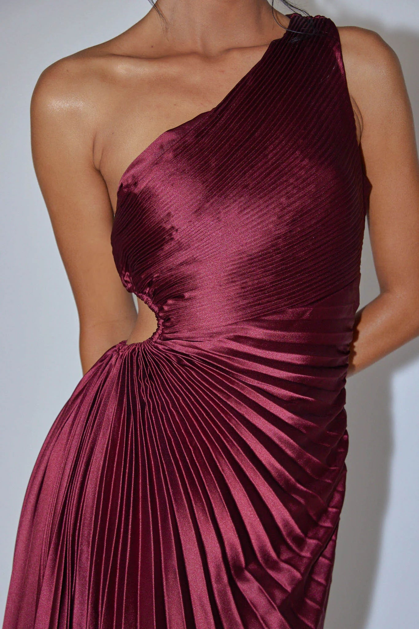 Brooklynn One-Shoulder Accordion Pleat Dress Wine